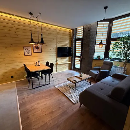 Apartament Flora 103