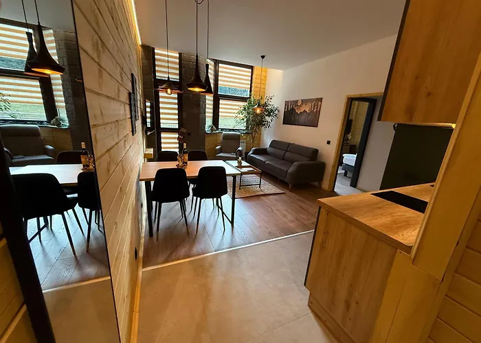 Flora 103 Apartment *